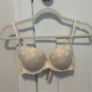 Victoria’s Secret Dream Angels White Lace Bra